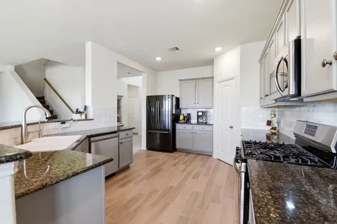 693 Forest Bend Lane La Marque TX 77568