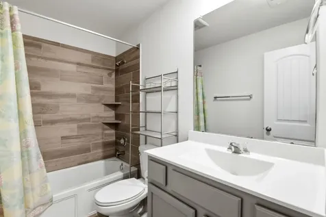 693 Forest Bend Lane La Marque TX 77568