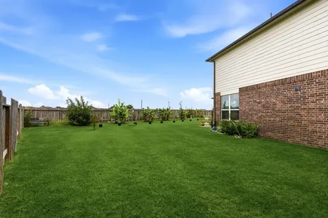 693 Forest Bend Lane La Marque TX 77568