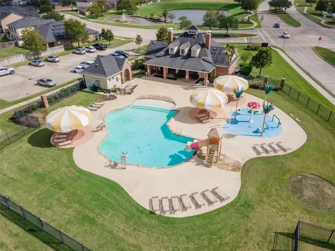 2003 Lansing Cove Drive Fresno TX 77545