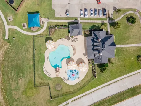 2003 Lansing Cove Drive Fresno TX 77545