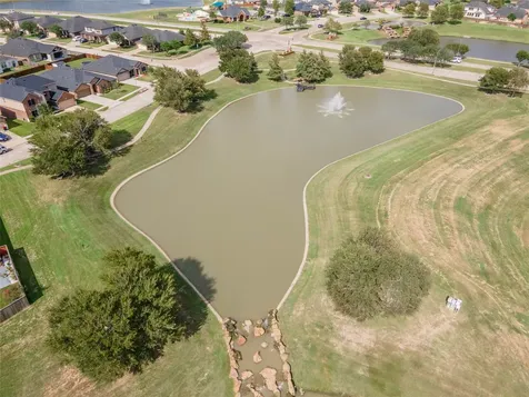 2003 Lansing Cove Drive Fresno TX 77545