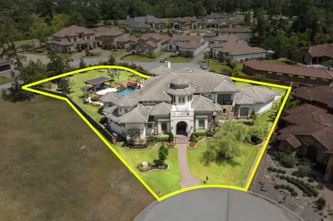 13 Pleasant Shadows Drive Spring TX 77389