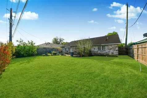 12026 Sela Lane Houston TX 77072