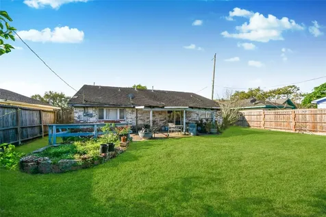 12026 Sela Lane Houston TX 77072