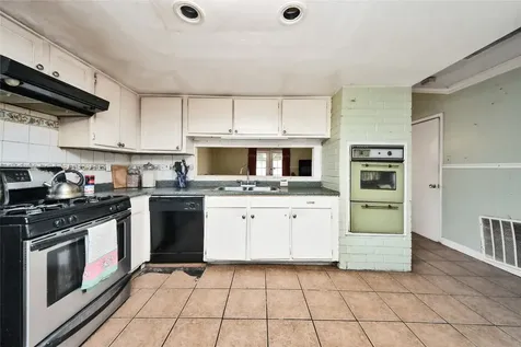 12026 Sela Lane Houston TX 77072