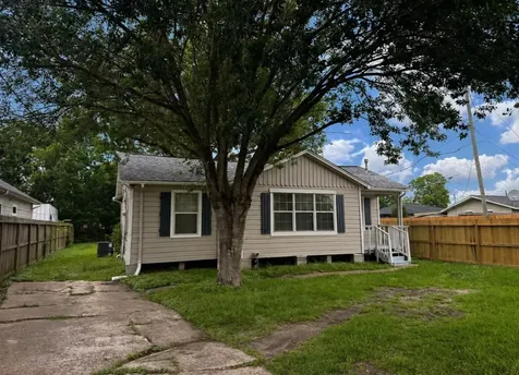 120 Weldon Street South Houston TX 77587