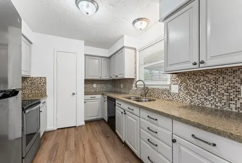 2808 Pinewood Dr Drive League City TX 77573