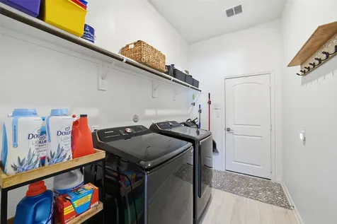 6618 Nichols Landing Needville TX 77461