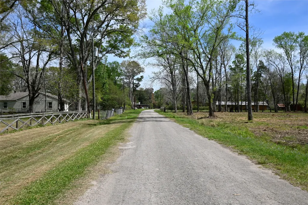 Lot 3 County Road 2360 Hardin TX 77575