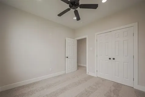 918 Saint Clair Street B Houston TX 77088
