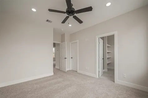 918 Saint Clair Street B Houston TX 77088