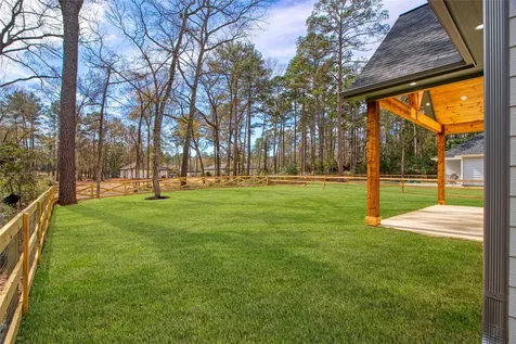 11334 Inwood Drive Plantersville TX 77363