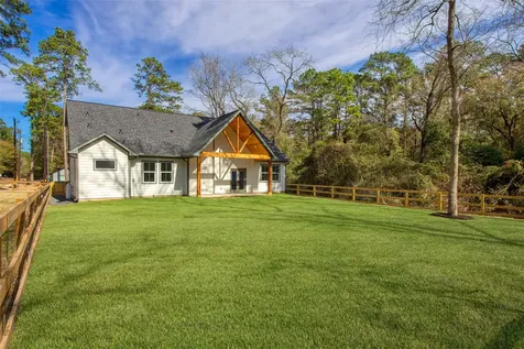 11334 Inwood Drive Plantersville TX 77363