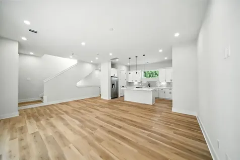 2304 Hoskins Drive F Houston TX 77080