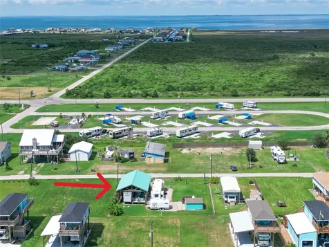 122 Ocean Breeze Drive Crystal Beach TX 77650