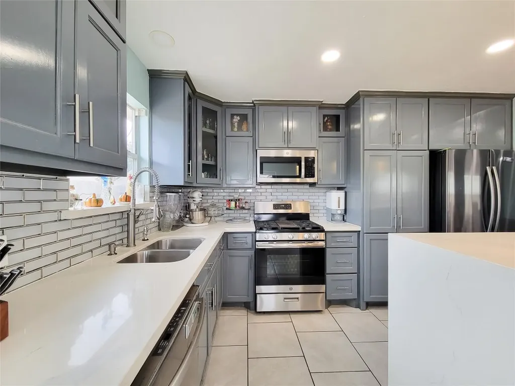 2630 Umiak Drive Houston TX 77045