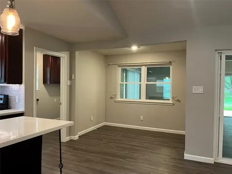 304 S Shadowbend Avenue Friendswood TX 77546