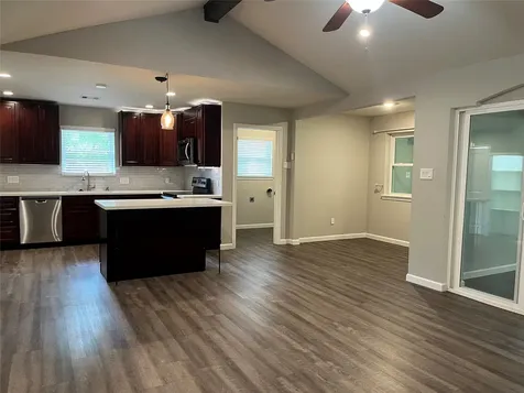 304 S Shadowbend Avenue Friendswood TX 77546