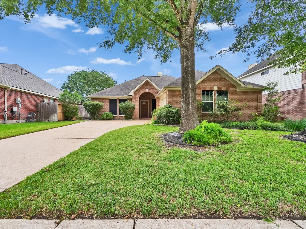 4123 Ridgepoint Drive Pearland TX 77584