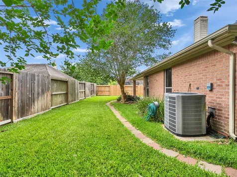 4123 Ridgepoint Drive Pearland TX 77584