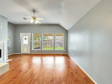 4123 Ridgepoint Drive Pearland TX 77584
