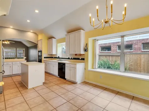 4123 Ridgepoint Drive Pearland TX 77584