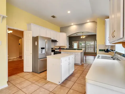 4123 Ridgepoint Drive Pearland TX 77584