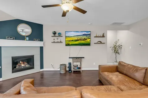 1917 Canyon Live Oak Street Conroe TX 77304