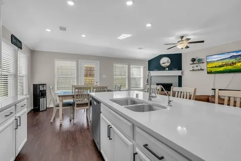 1917 Canyon Live Oak Street Conroe TX 77304