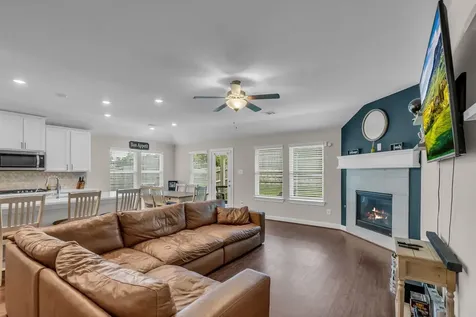 1917 Canyon Live Oak Street Conroe TX 77304