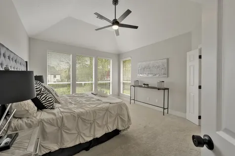 2306 Carriage Run E Conroe TX 77384