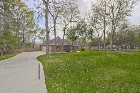 2306 Carriage Run E Conroe TX 77384