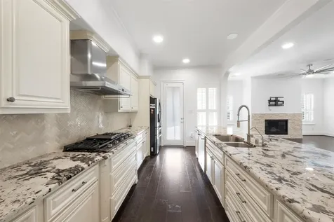 908 Amelia Street Sugar Land TX 77478