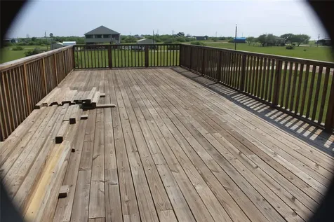 143 Seahorse Drive Palacios TX 77465