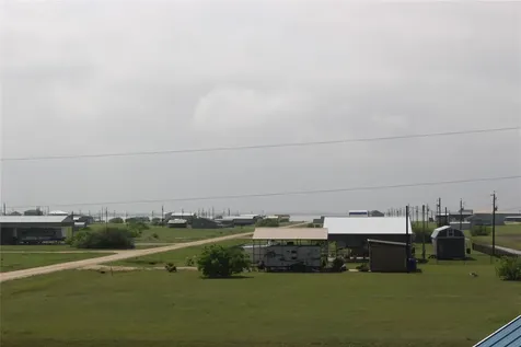 143 Seahorse Drive Palacios TX 77465
