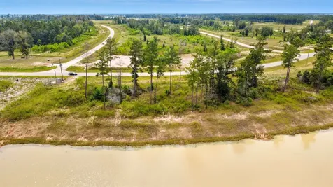 1793 Road 5894 Cleveland TX 77327