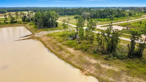 1793 Road 5894 Cleveland TX 77327