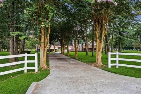 39414 Lago Drive Magnolia TX 77354