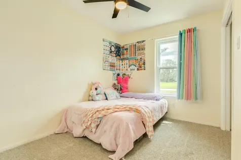 318 S Amherst Drive West Columbia TX 77486