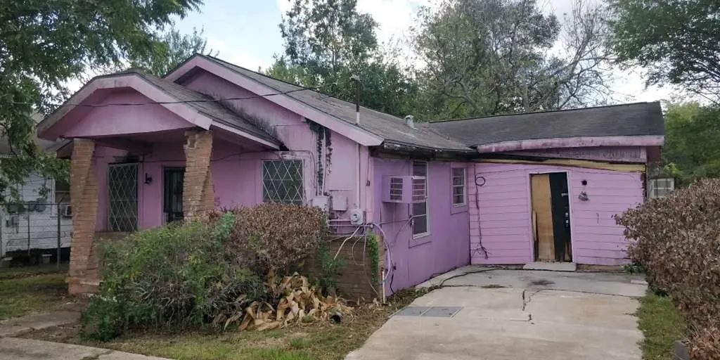 3235 Waverly Street Beaumont TX 77705