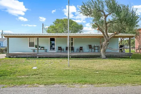 904 W Harrison Avenue Port O Connor TX 77982