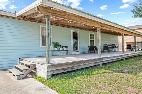 904 W Harrison Avenue Port O Connor TX 77982
