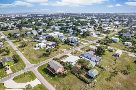 904 W Harrison Avenue Port O Connor TX 77982