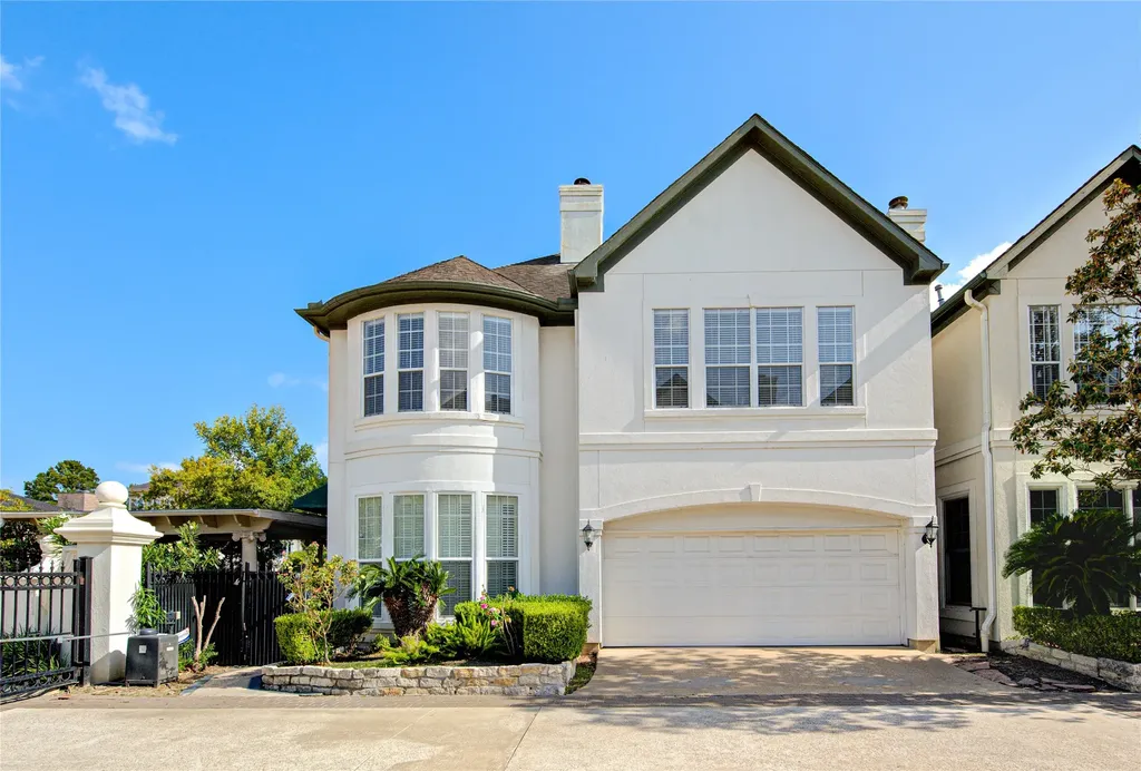 2124 Nantucket Drive A Houston TX 77057
