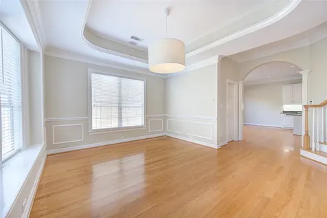 2124 Nantucket Drive A Houston TX 77057