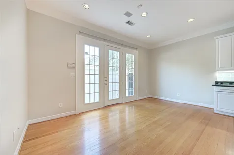 2124 Nantucket Drive A Houston TX 77057