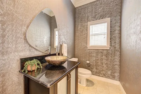 2124 Nantucket Drive A Houston TX 77057