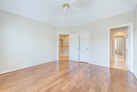 2124 Nantucket Drive A Houston TX 77057