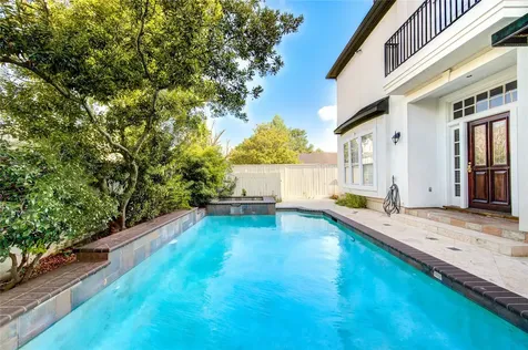 2124 Nantucket Drive A Houston TX 77057